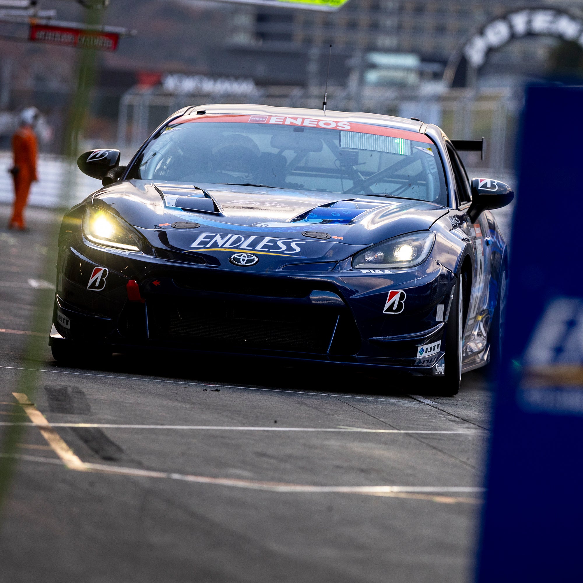 トミカ ENDLESS SPORTS #003 トヨタ GR 86【送料別商品】 – サポルト