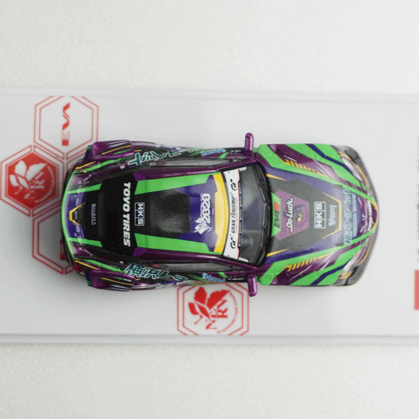＜POPRACE＞1/64 TOYOTA GR Supra エヴァRT初号機 GR Supra D1 Grand Prix Series 2020 ＆ レイRQフィギュア セット