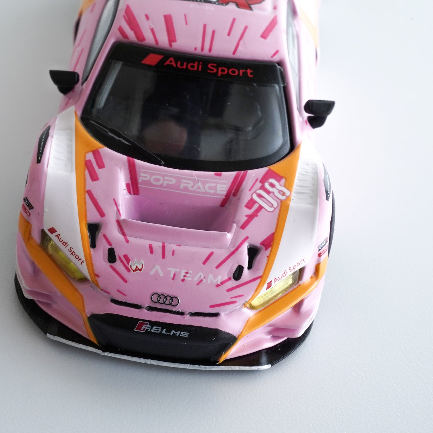 ＜POPRACE＞1/64 Audi R8 LMS エヴァ RT 8号機 X Works R8 & マリRQフィギュアセット